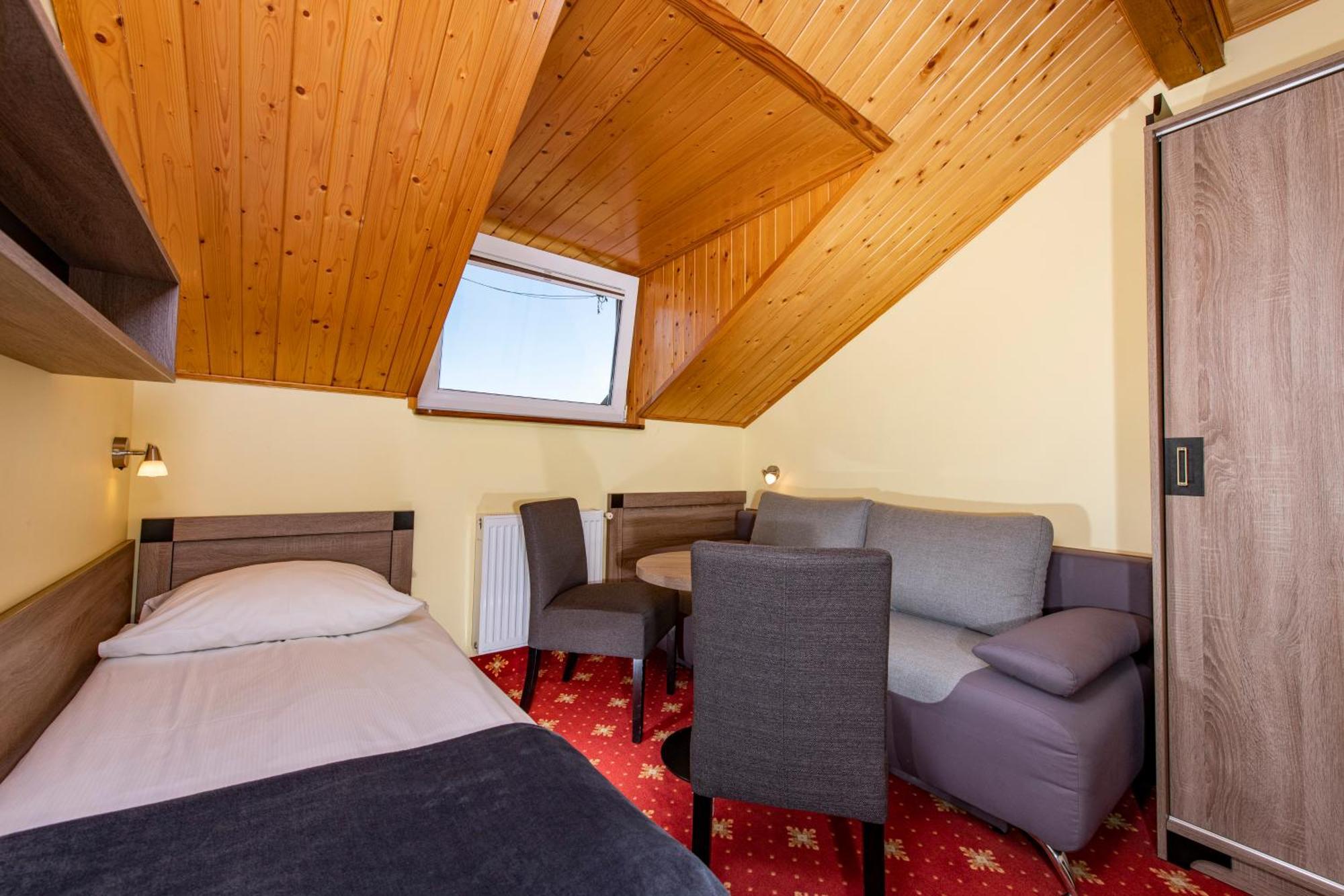 Domki, Apartamenty I Restauracja Wloczega Gąski Kültér fotó