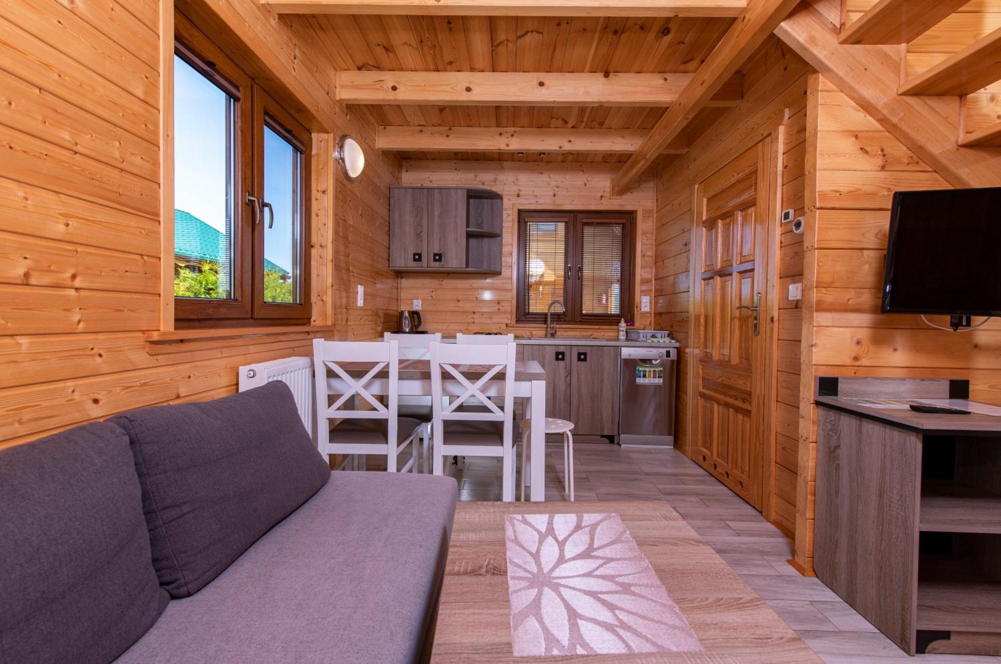 Domki, Apartamenty I Restauracja Wloczega Gąski Kültér fotó