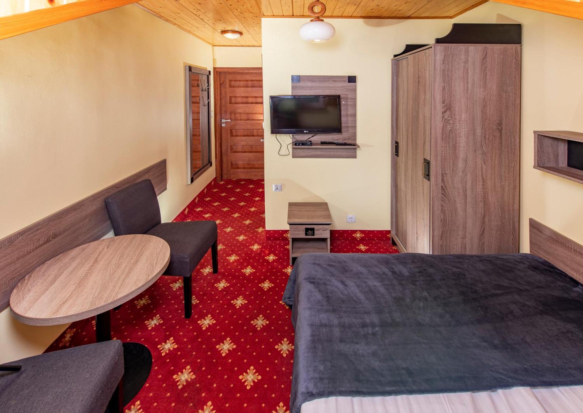 Domki, Apartamenty I Restauracja Wloczega Gąski Kültér fotó